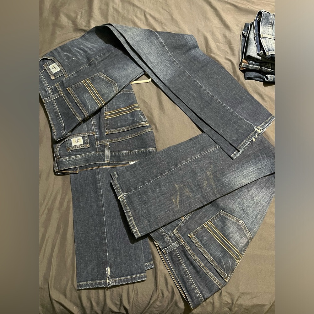 Men’s cinch bootcut jeans